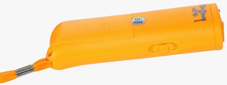 Благодаря ремешку, Вы можете носить отпугиватель 